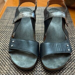 Taos Footwear Black and Silver Sandals